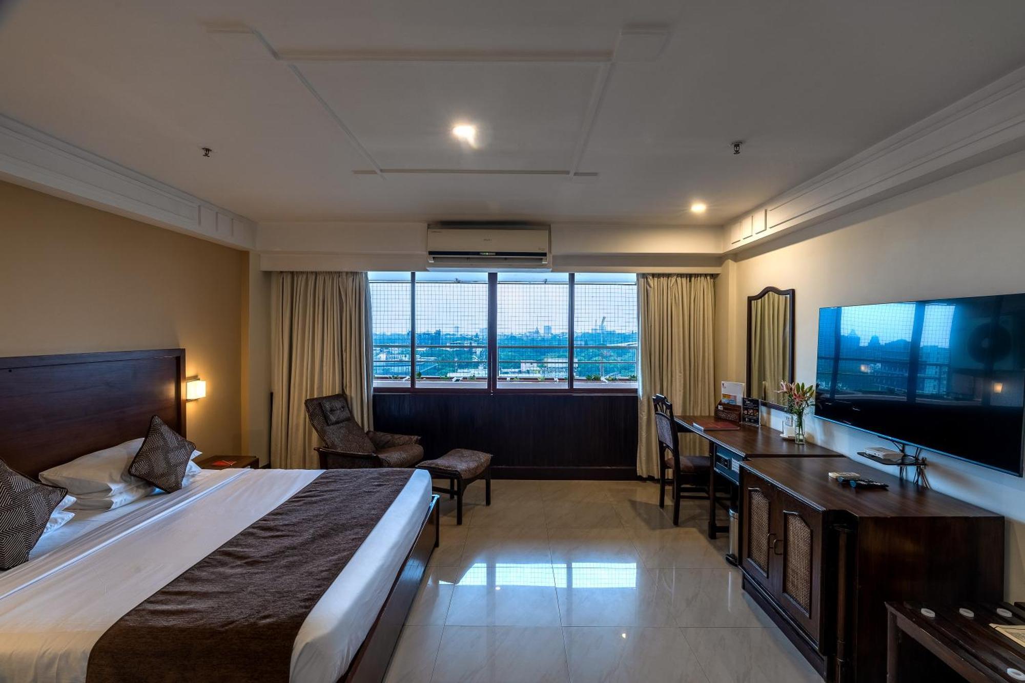 Hotel Ivory Tower Bangalore Esterno foto